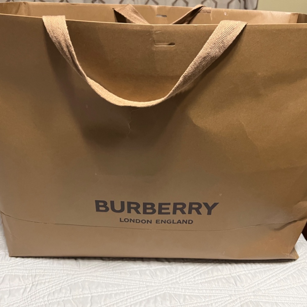 Women’s Burberry shoes - Picture 10 of 10